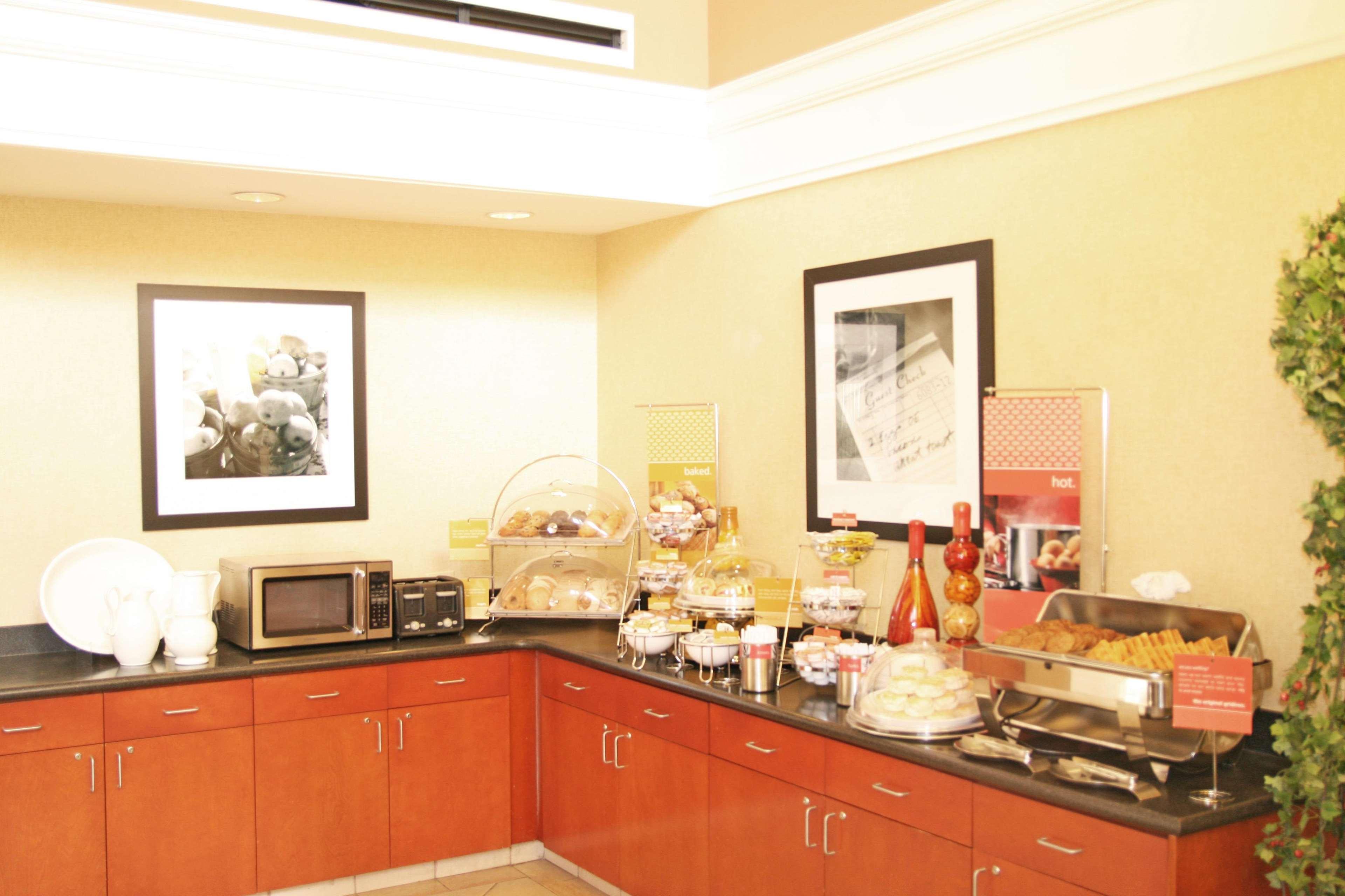 Hampton Inn & Suites-Atlanta Airport North-I-85 Hapeville Restaurace fotografie